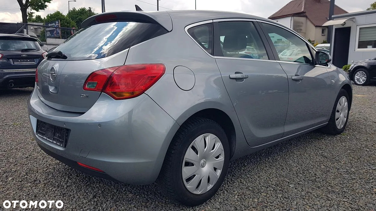 Opel Astra 1.7 CDTI DPF Edition Sport - 4