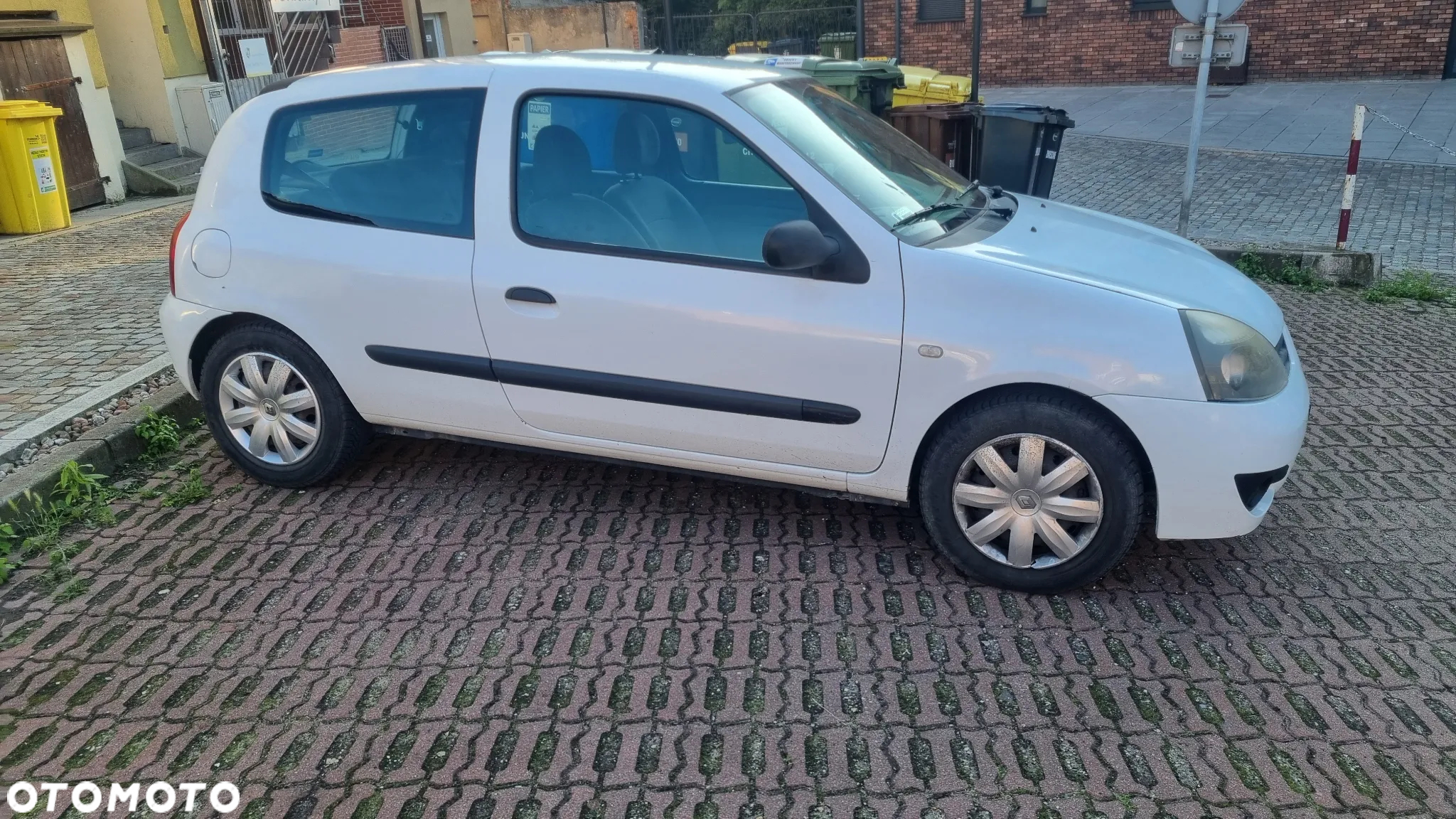 Renault Clio 1.5 dCi Expression - 12