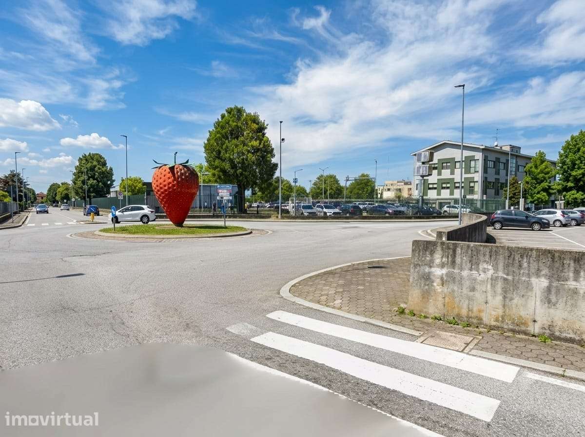Canidelo centro T3 com 150 m² excelente estado oportunidade única - Widok 2