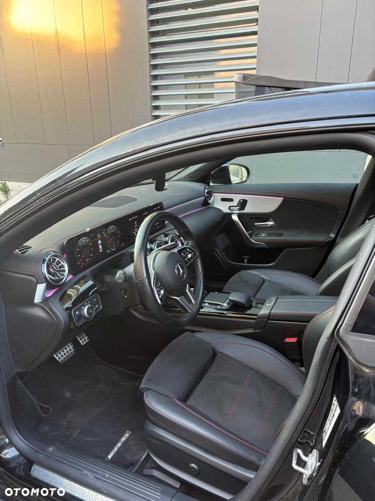 Mercedes-Benz CLA - 5