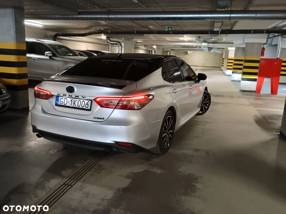 Toyota Camry 2.5 Hybrid Comfort CVT - 31