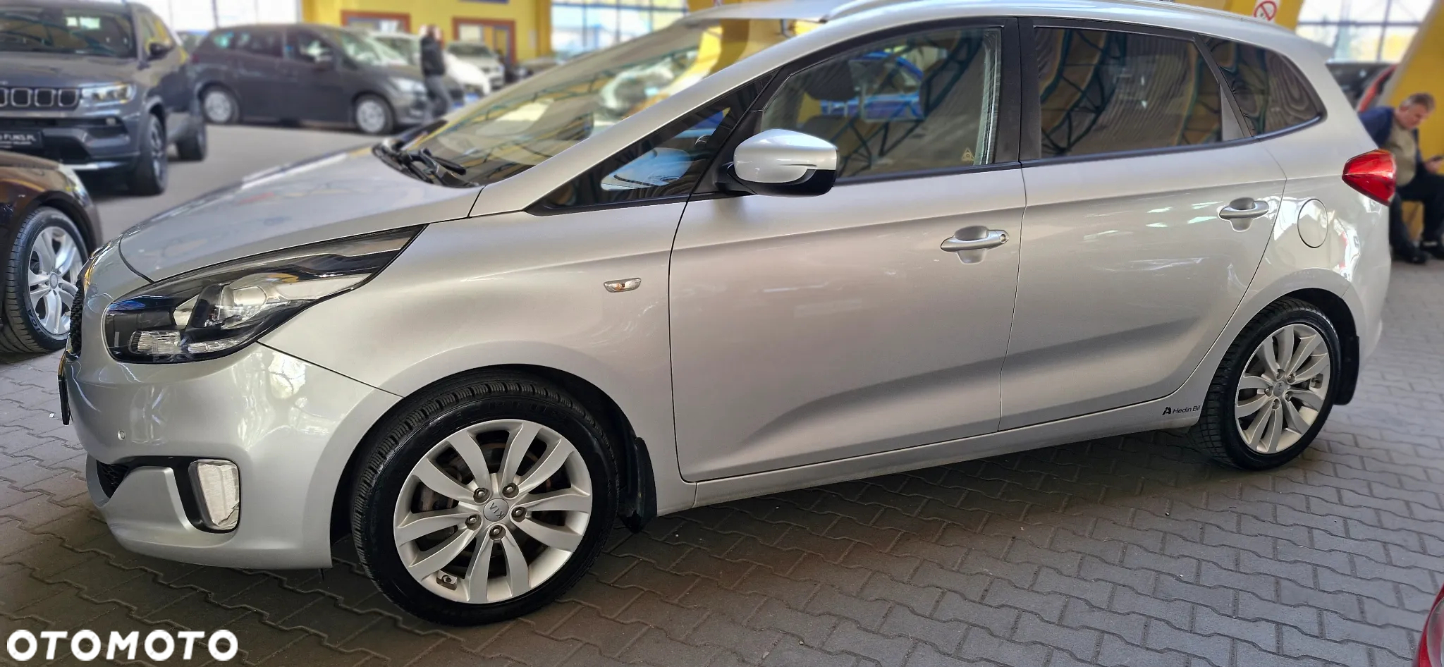 Kia Carens 1.7 CRDi XL 7DCT - 5