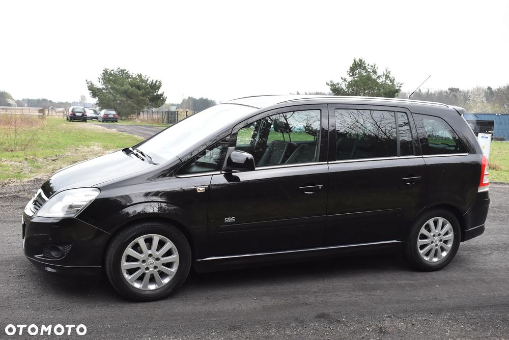 Opel Zafira 1.8 Sport - 8