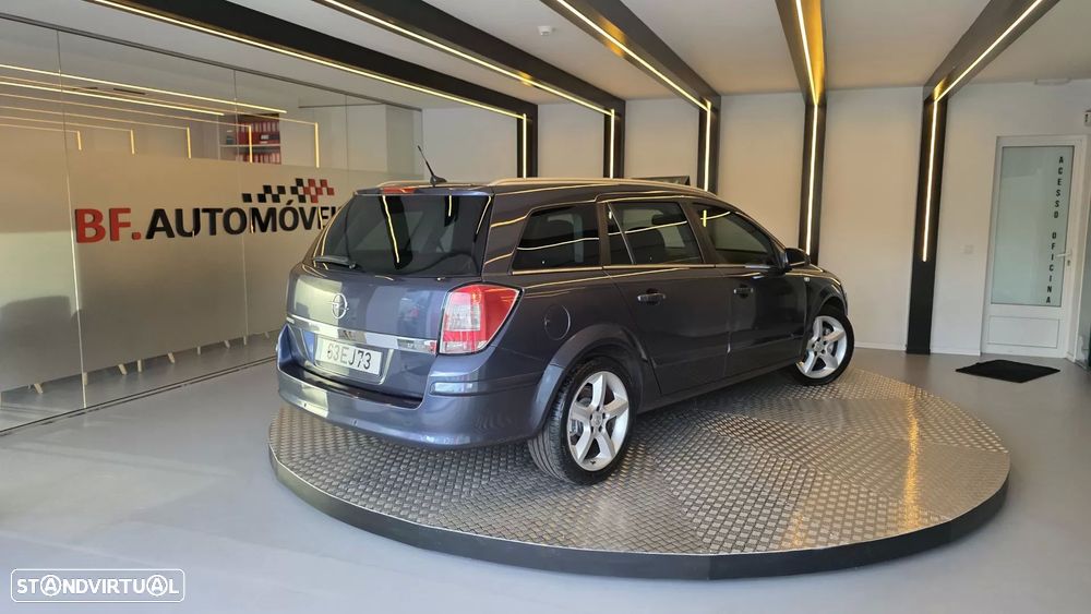 Opel Astra Caravan 1.7 CDTi Cosmo Plus - 4