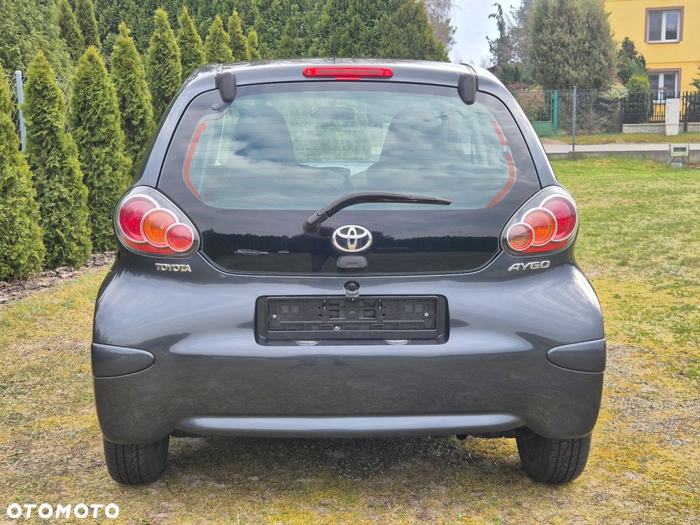 Toyota Aygo - 4
