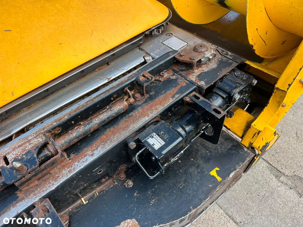 New Holland MF875W - 12