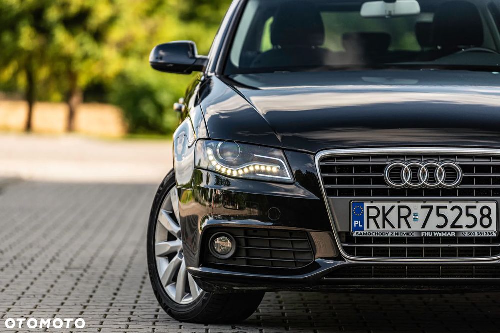 Audi A4 Avant 2.0 TDI DPF Ambition - 13