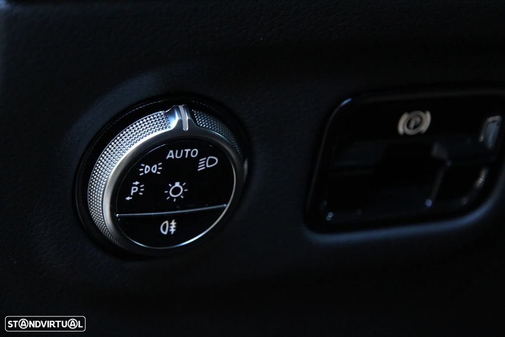 Mercedes-Benz EQE SUV 500 4Matic - 21