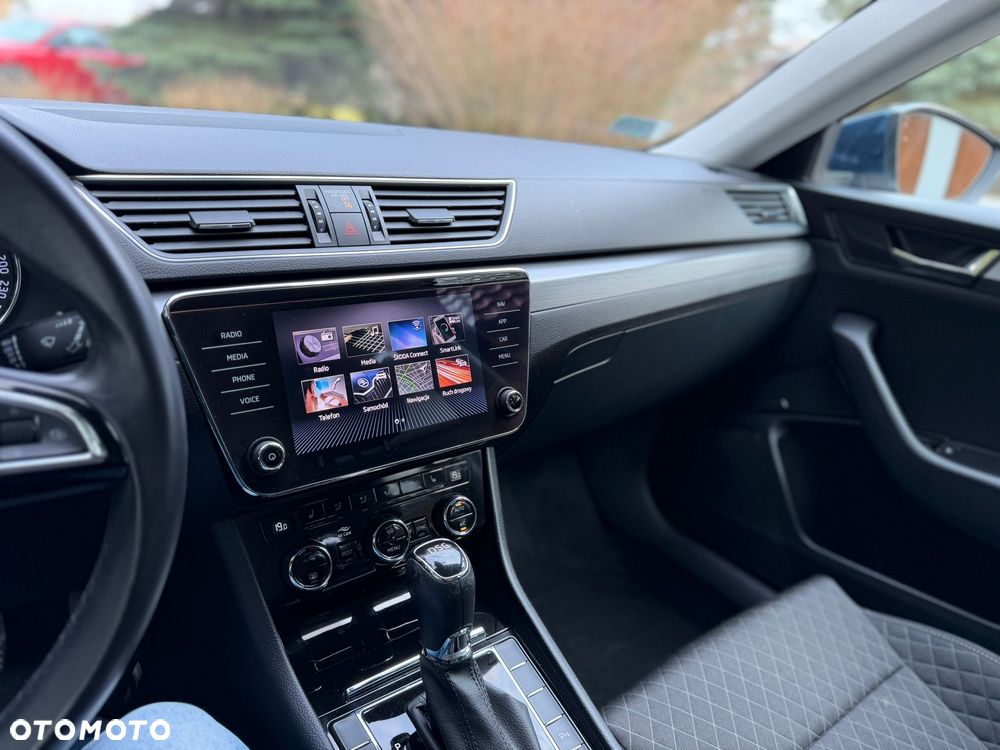 Skoda Superb 2.0 TDI Style DSG - 23