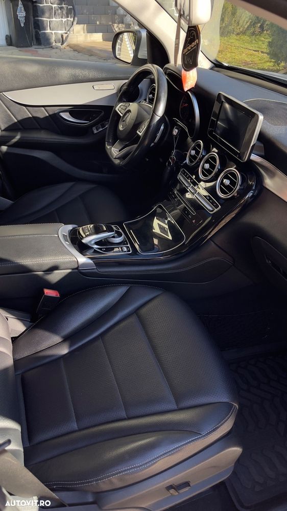 Mercedes-Benz GLC 250 d 4Matic 9G-TRONIC - 10