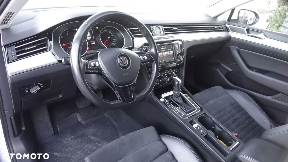 Volkswagen Passat - 5