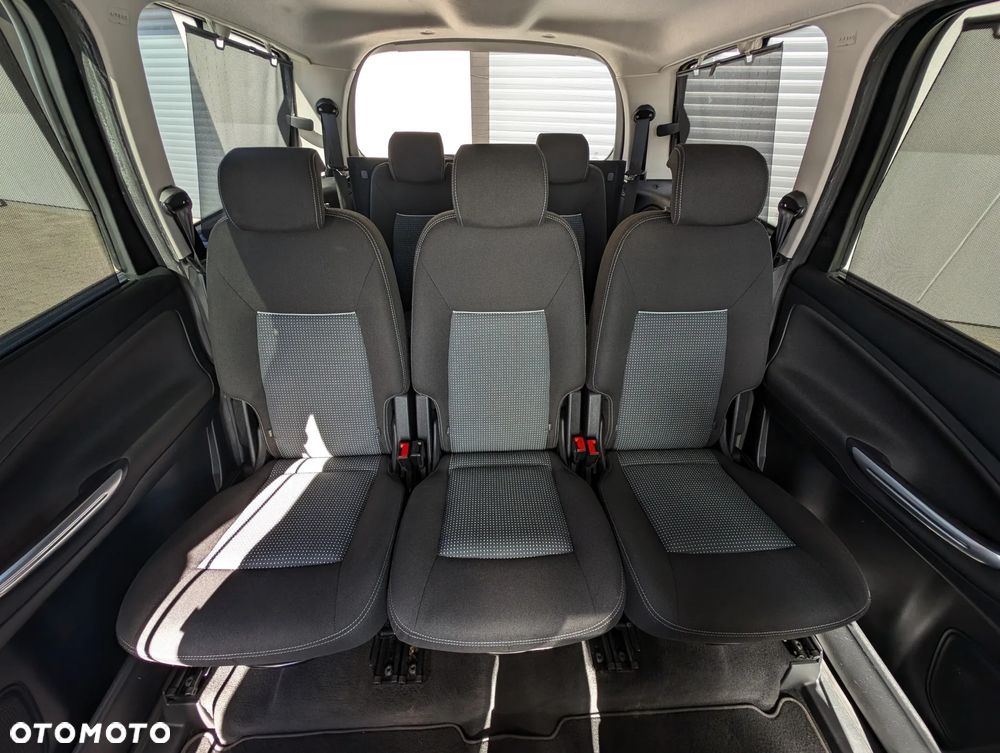 Ford Galaxy 2.0 TDCi Titanium - 36