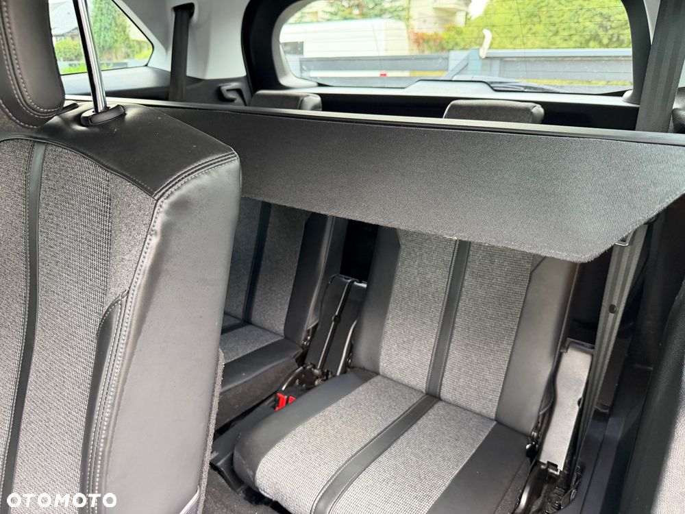 Peugeot 5008 1.5 BlueHDi Allure S&S - 12