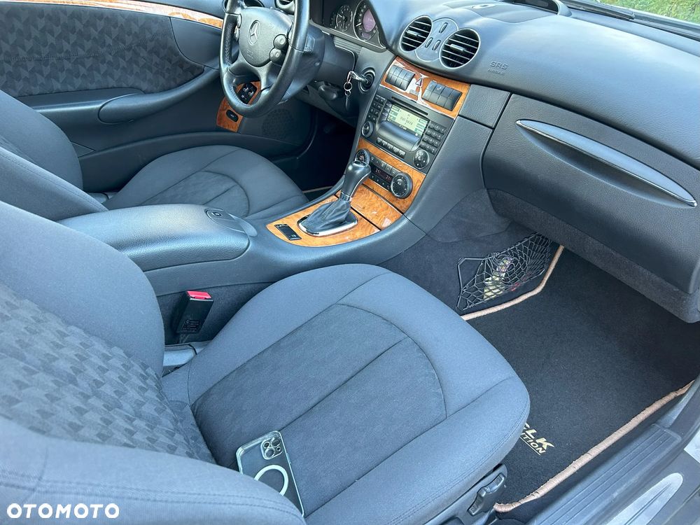 Mercedes-Benz CLK - 8