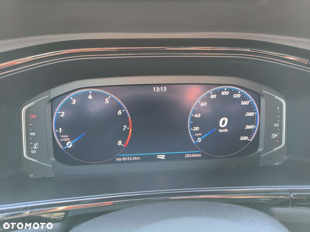 Volkswagen T-Roc - 17