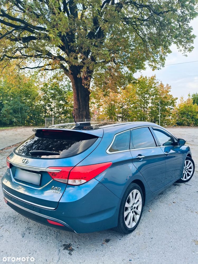 Hyundai i40 i40cw 1.7 CRDi Fifa World Cup Edition - 9
