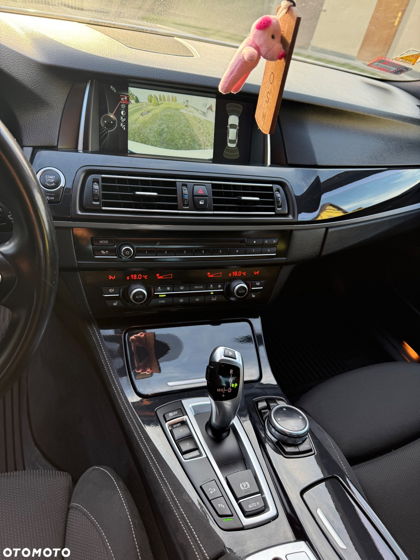 BMW Seria 5 520d xDrive - 6