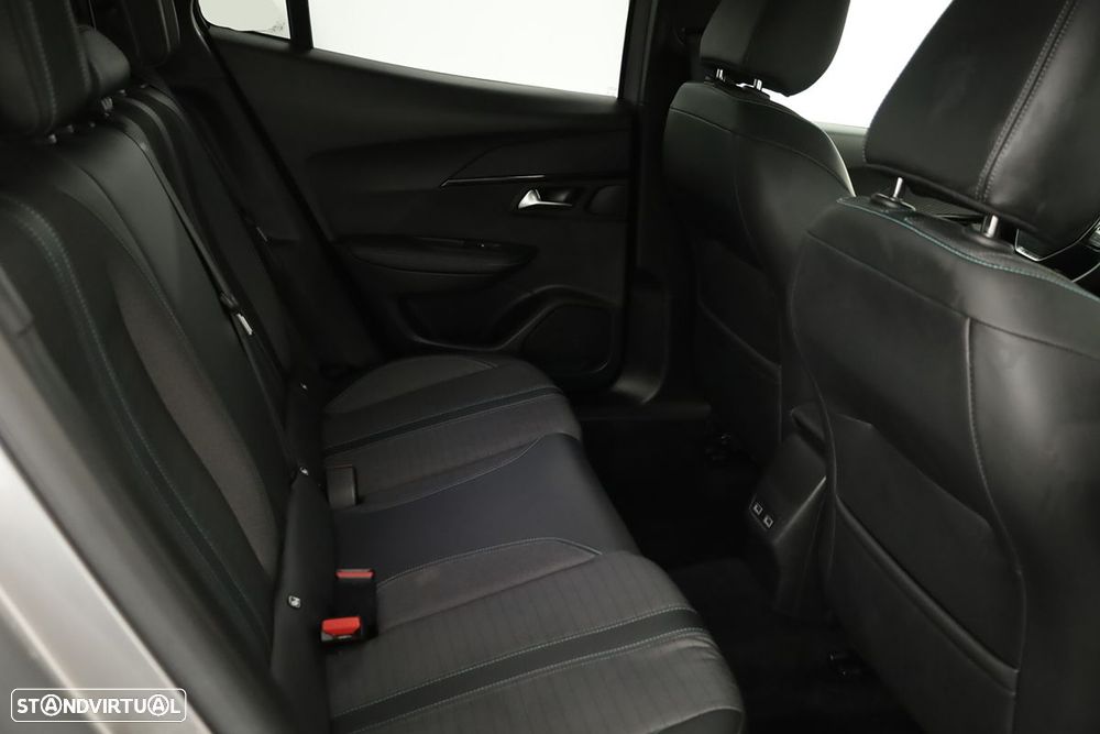 Peugeot 2008 1.5 BlueHDi Allure Pack - 22