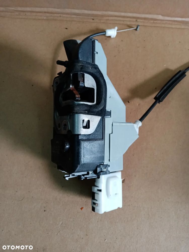 Zamek drzwi lewy przód przedni 6 PIN Citroen C5 III - 3