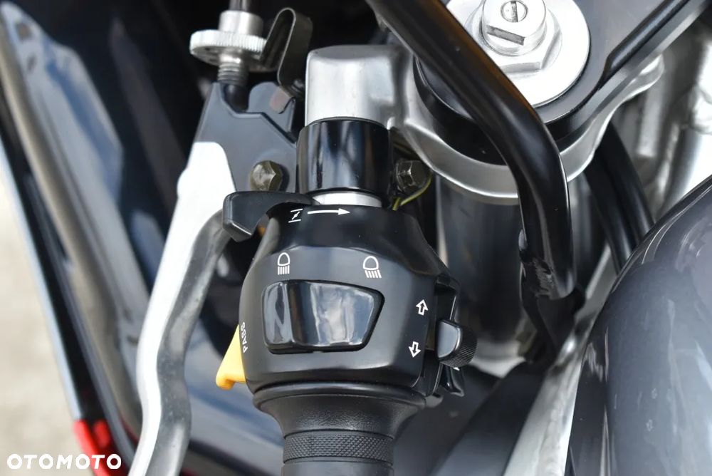Suzuki GSX-R - 21