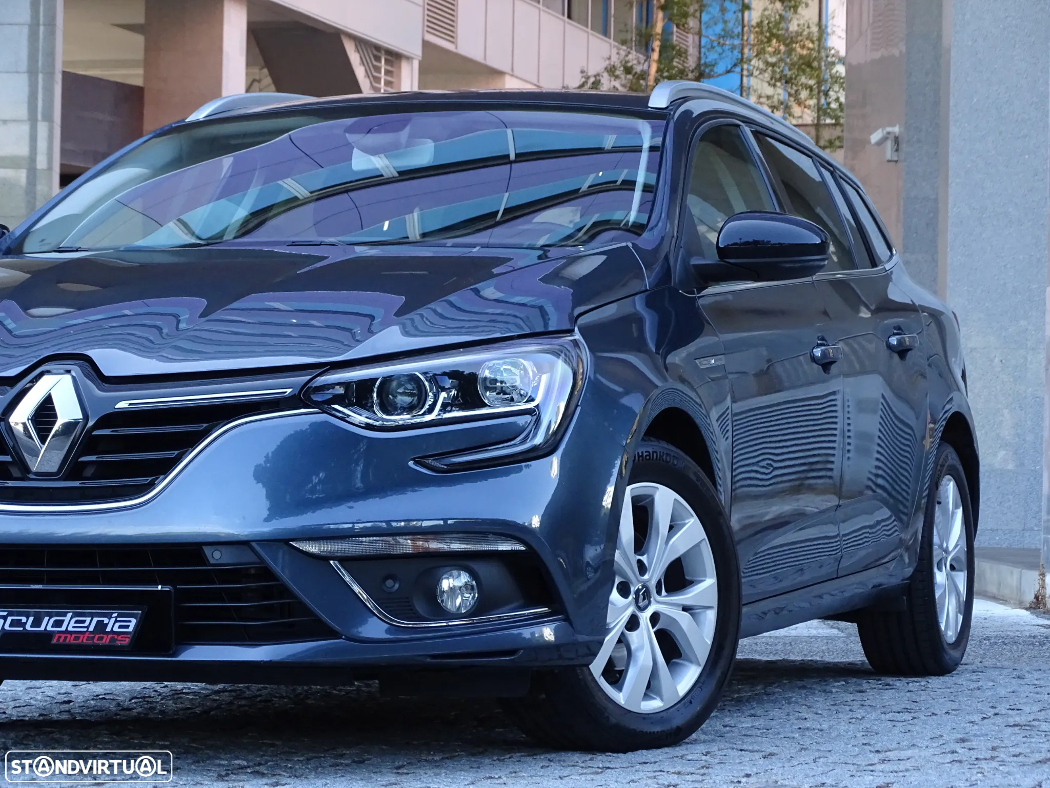 Renault Mégane Sport Tourer 1.5 Blue dCi Limited - 11