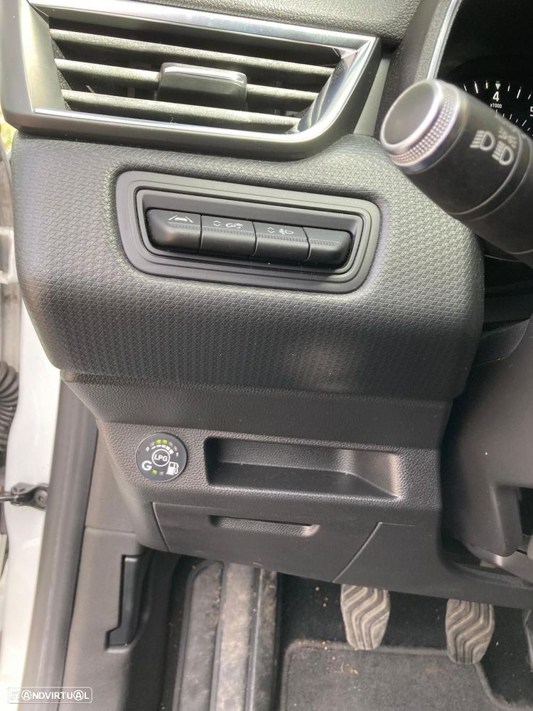Renault Clio 1.0 TCe Intens Bi-Fuel - 10