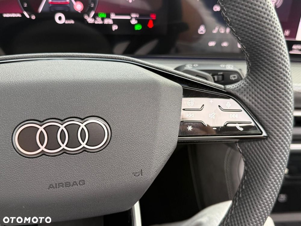 Audi Q5 Sportback - 32