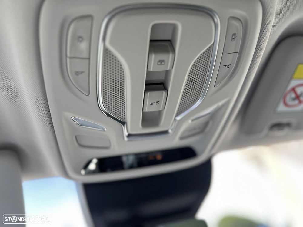 MG EHS 1.5 T-GDI Plug-in Hybrid Luxury - 13