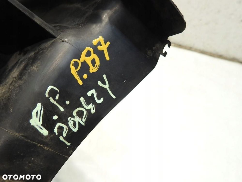 OSŁONA PODSZYBIA PRAWA VW PASSAT B7 3C1815159C - 2