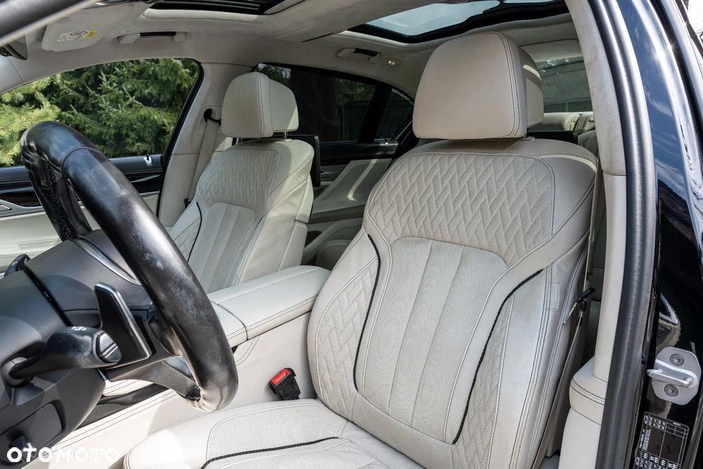 BMW Seria 7 - 23