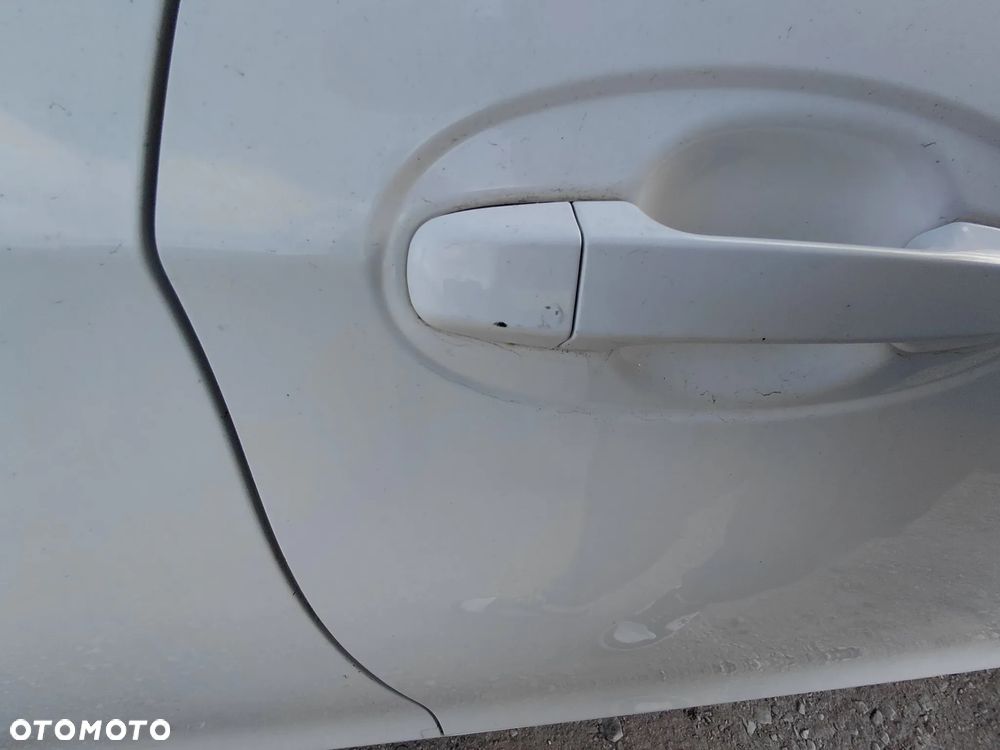 Toyota Yaris 1.33 Active EU6 - 15