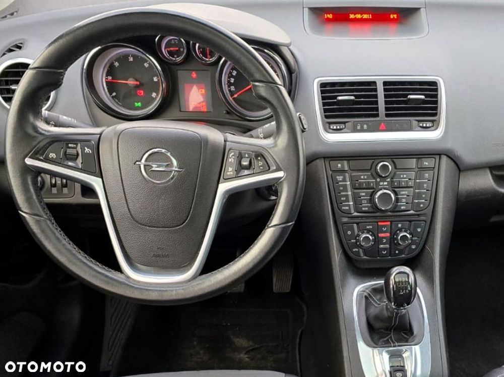 Opel Meriva 1.7 CDTI Innovation - 25