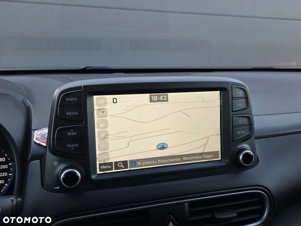 Hyundai Kona - 12