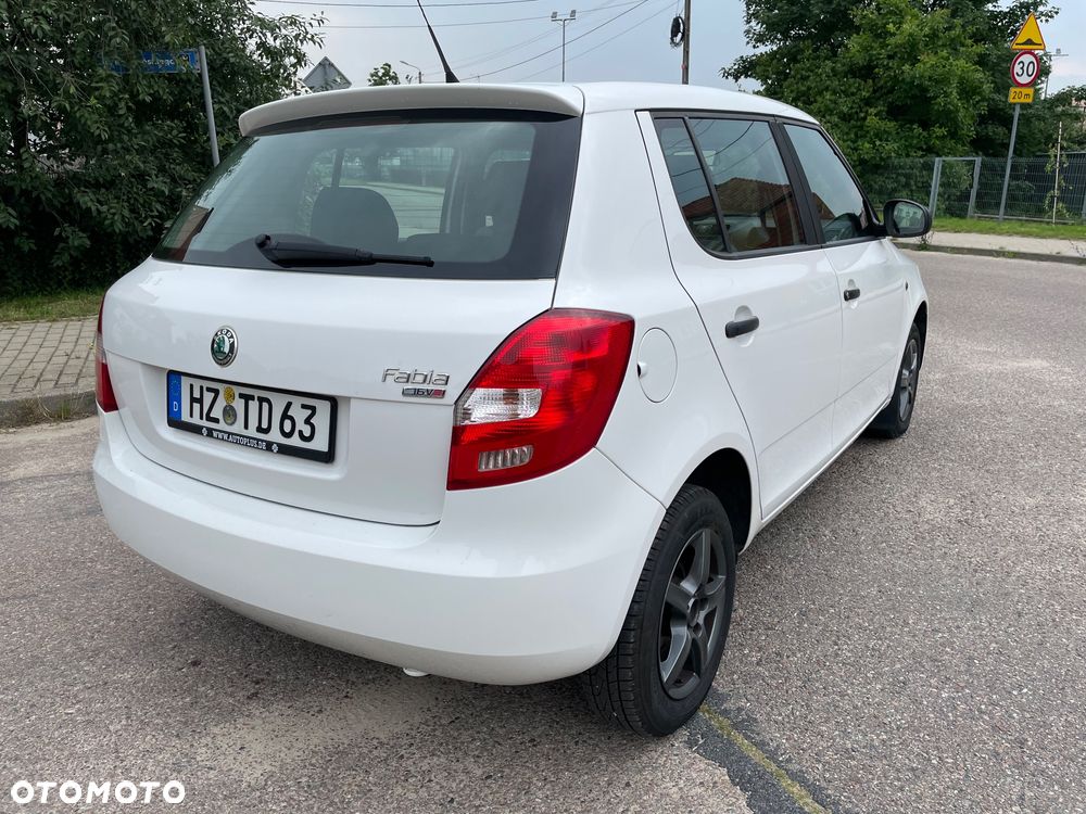 Skoda Fabia - 6