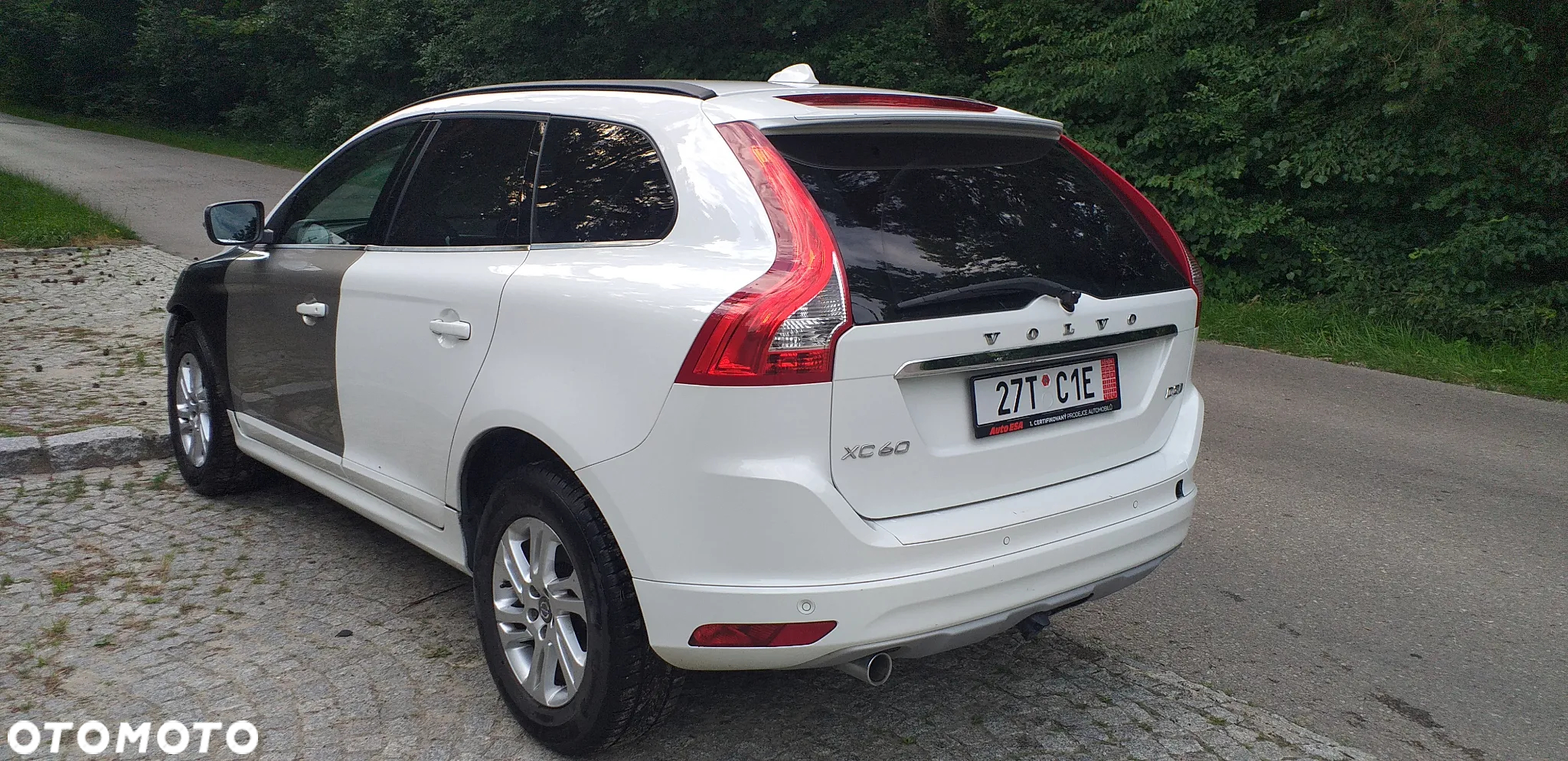Volvo XC 60 D3 Momentum - 4