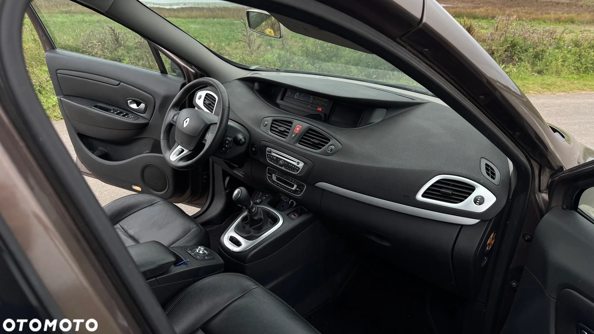 Renault Scenic 1.6 16V Authentique - 6