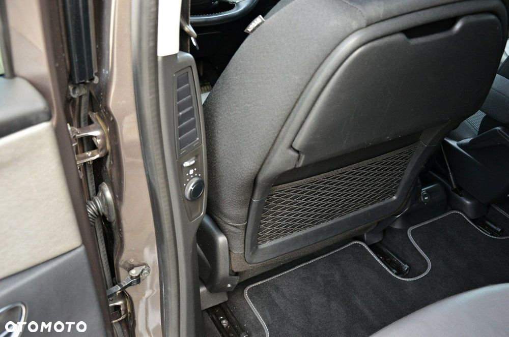 Citroën C4 Picasso PureTech 130 Stop&Start EAT6 SELECTION - 32