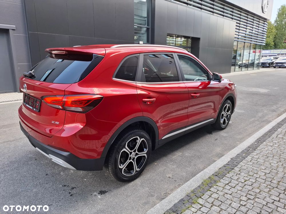MG ZS - 5