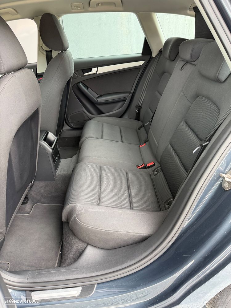 Audi A4 Avant 2.0 TDI - 29