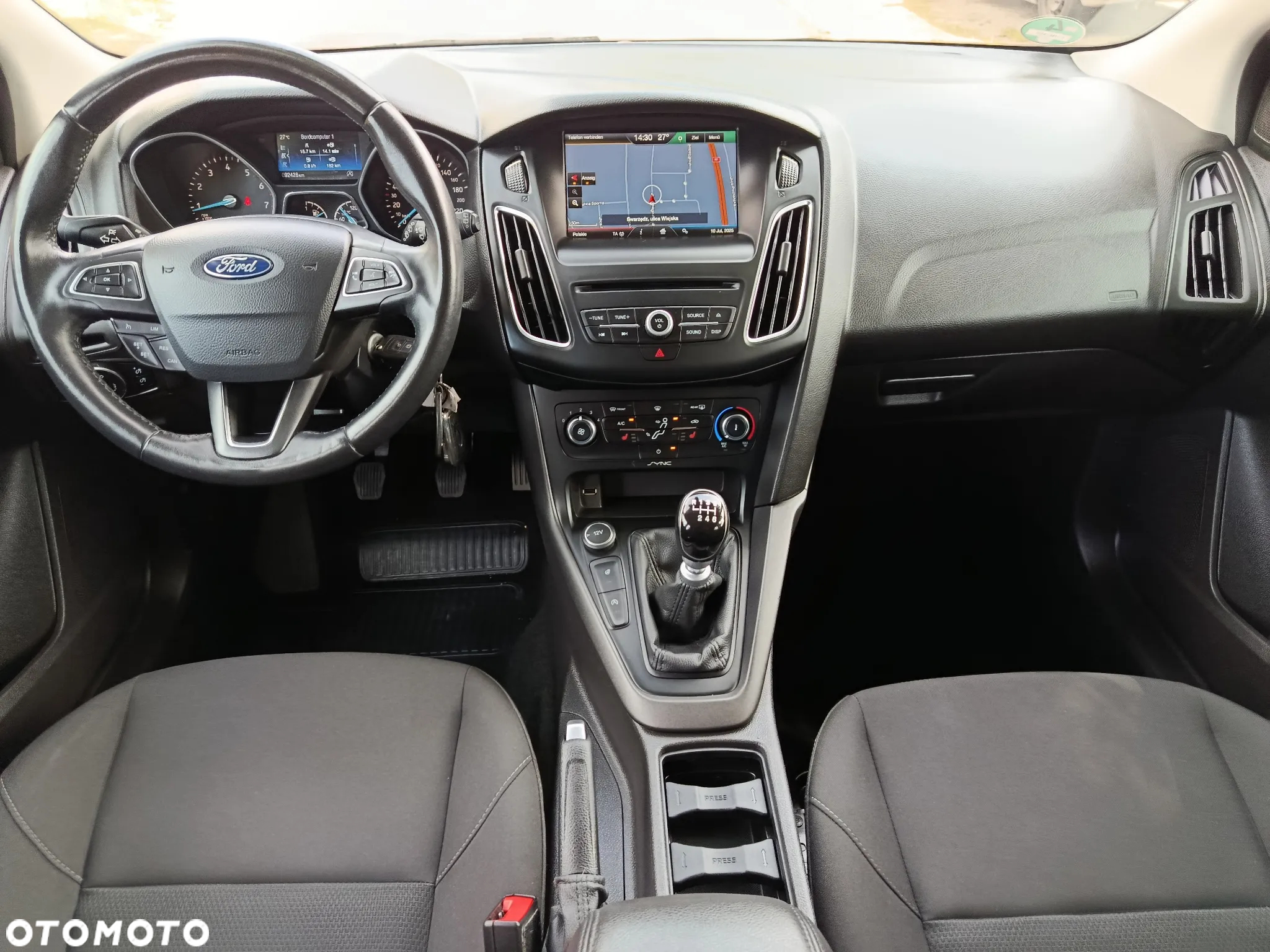 Ford Focus 1.0 EcoBoost Active - 26