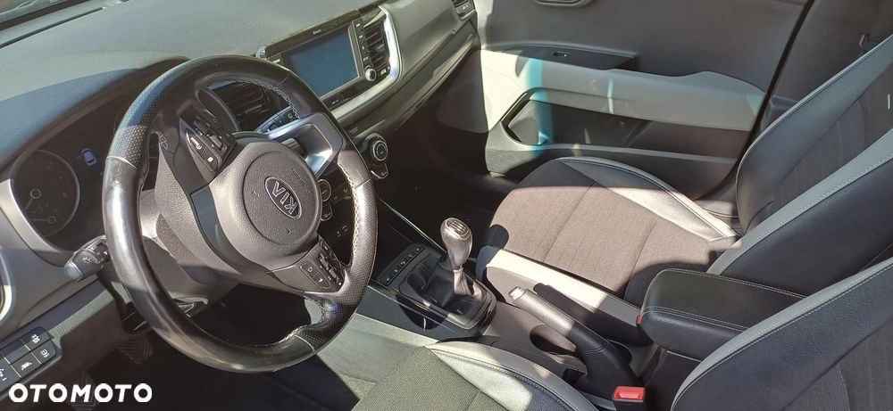 Kia Stonic 1.0 T-GDI L - 7
