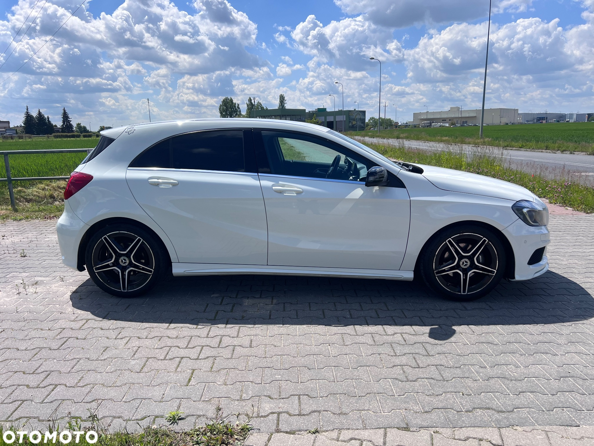 Mercedes-Benz Klasa A 180 (BlueEFFICIENCY) AMG Sport - 9