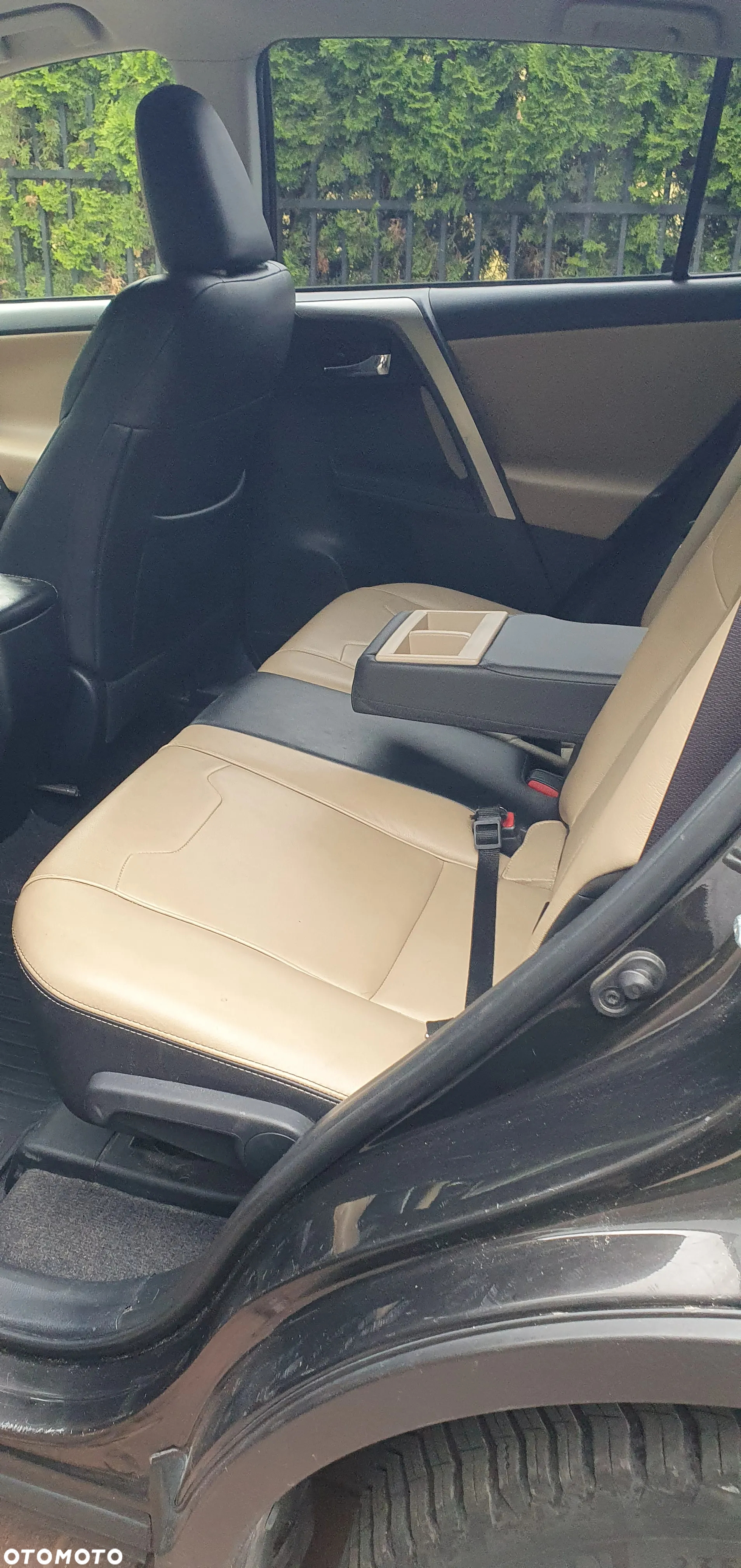Toyota RAV4 2.0 Premium MS - 23