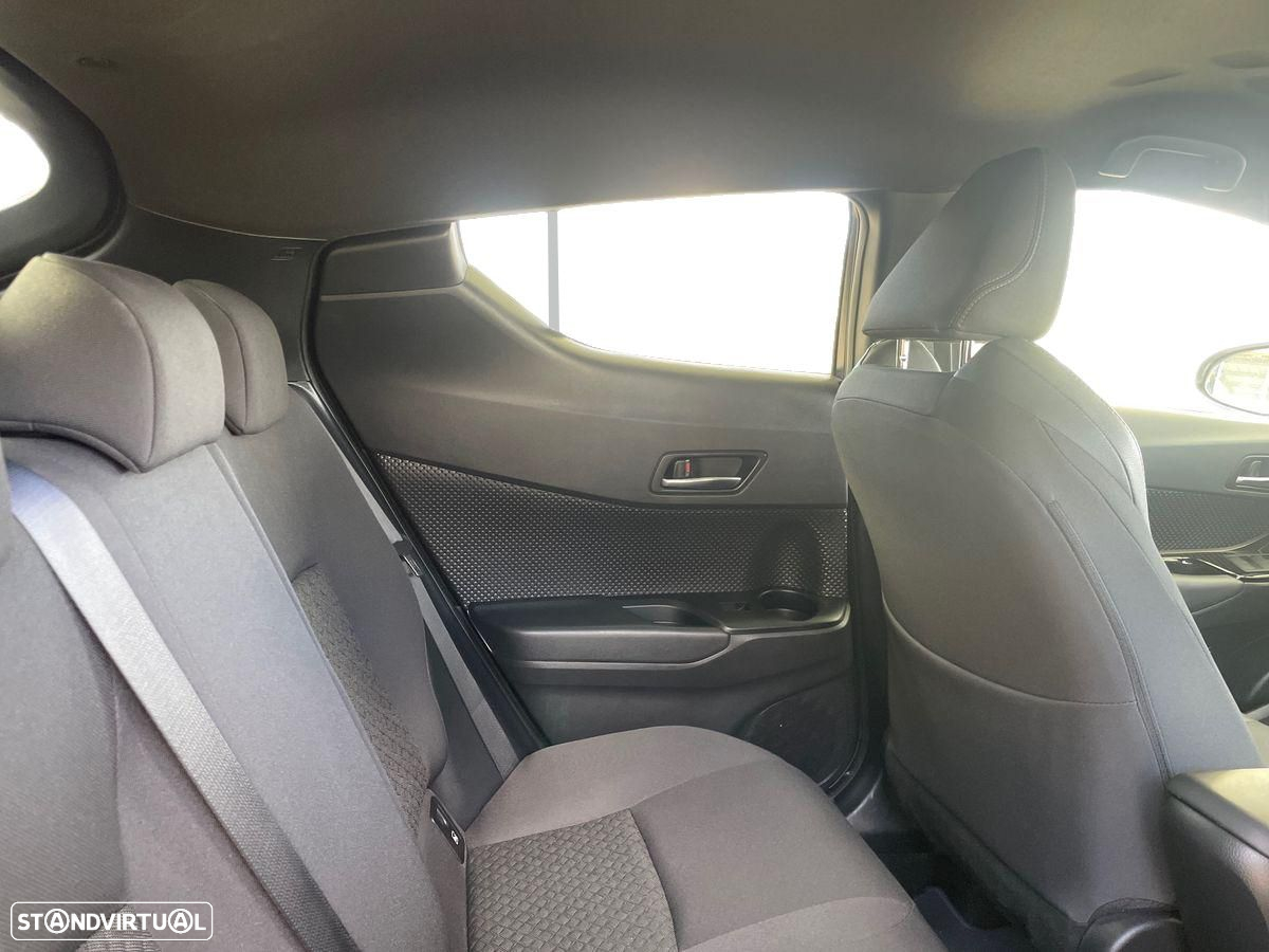 Toyota C-HR 1.8 Hybrid Square Collection - 6
