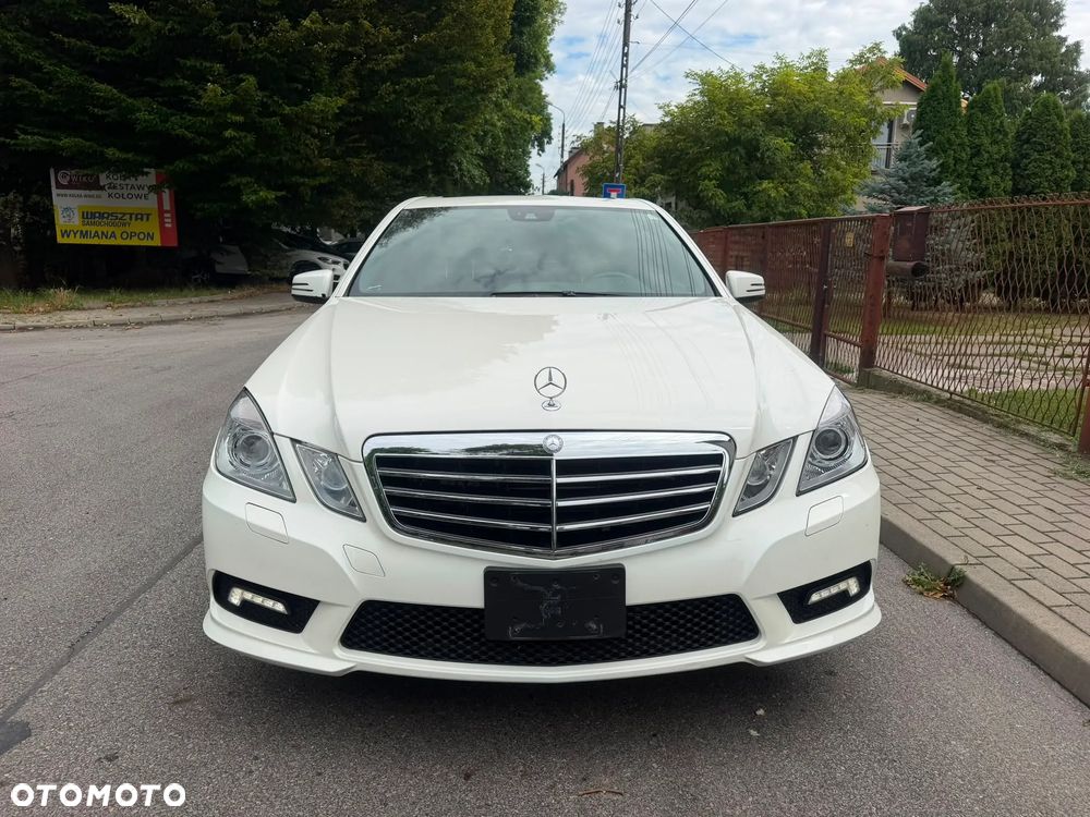 Mercedes-Benz Klasa E 500 4-Matic Avantgarde - 3