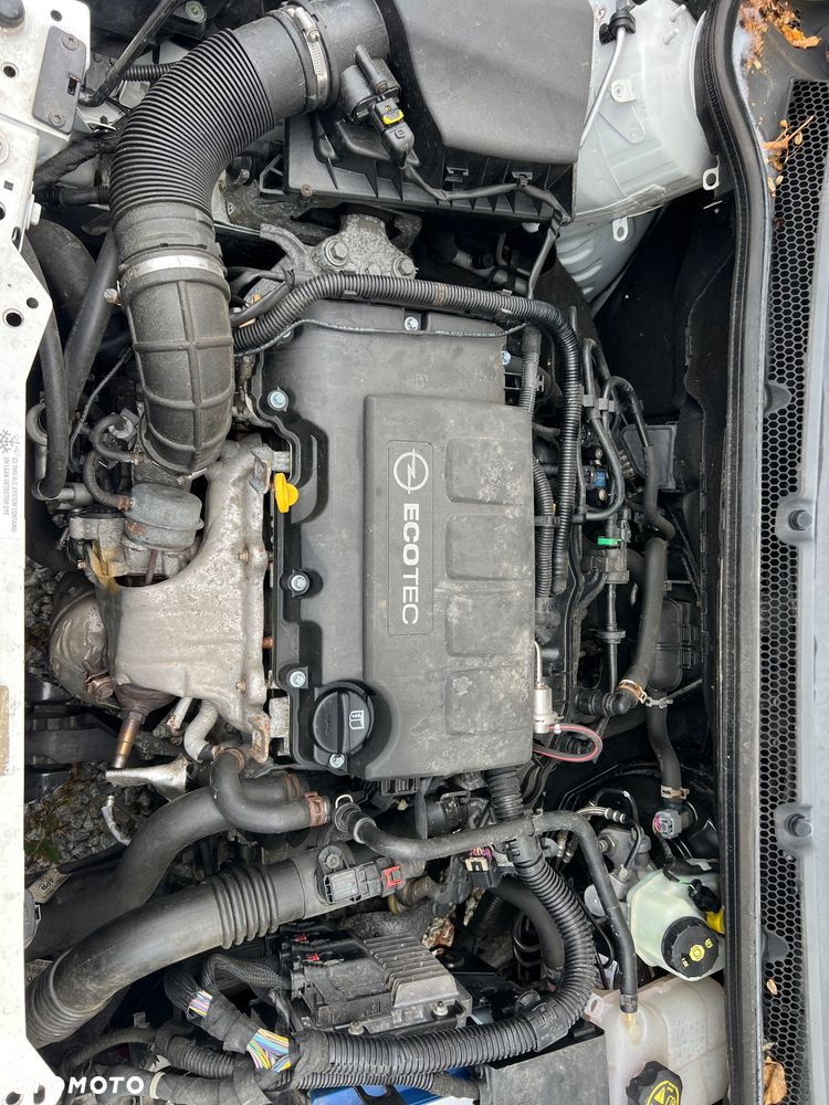 Opel Astra 1.4 Turbo Sport - 22