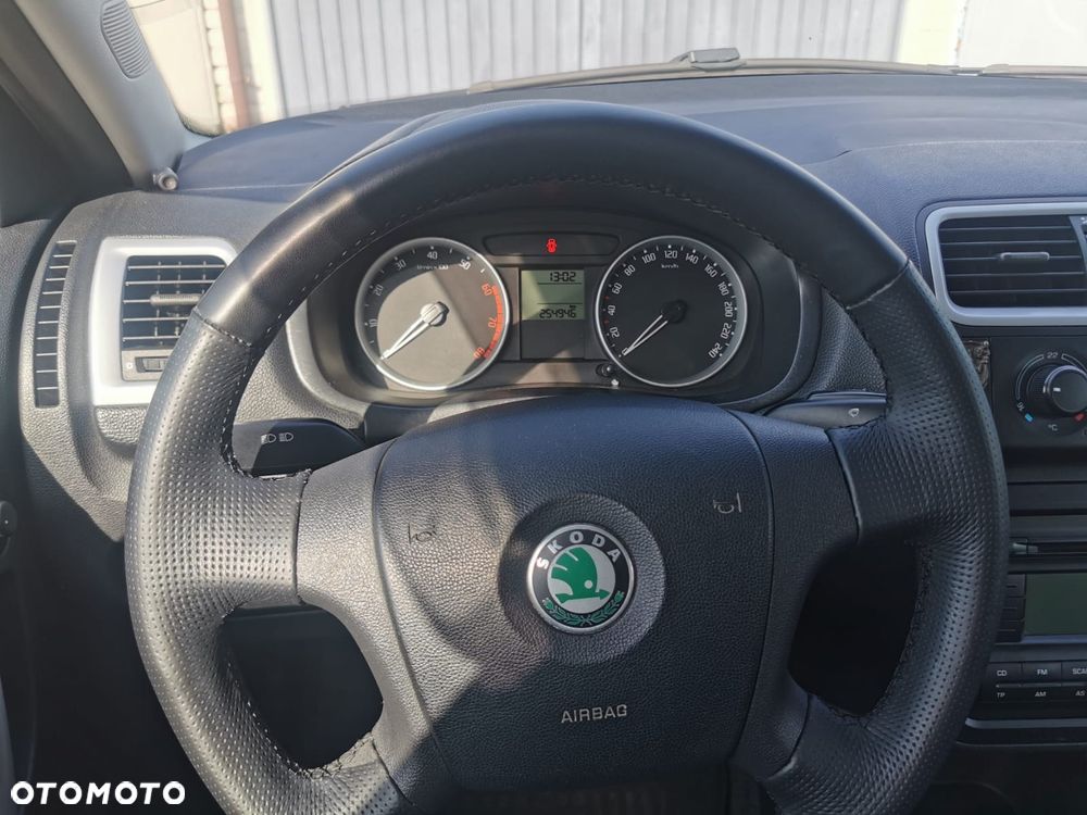 Skoda Fabia 1.4 16V Style - 8