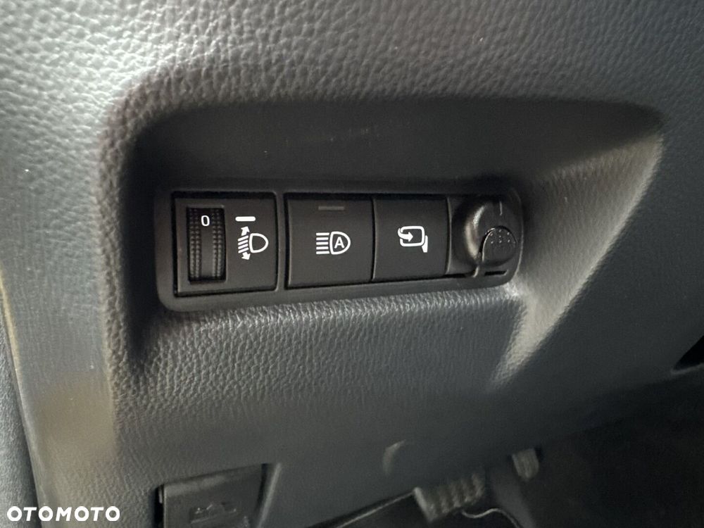 Toyota Aygo X Hybrid 1.5 Style e-CVT - 21