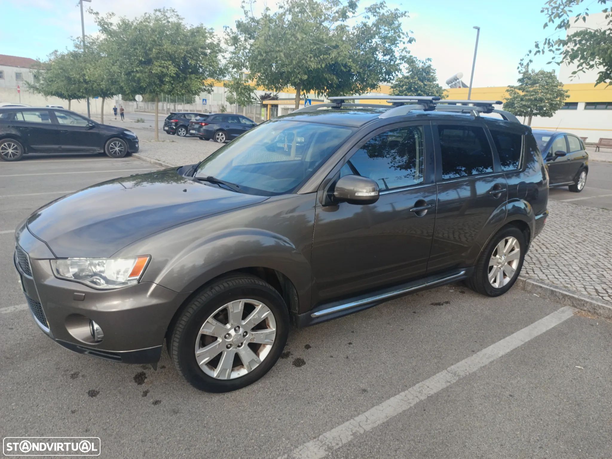 Mitsubishi Outlander 2.2 DI-D Instyle 2 Aut. 4WD - 1