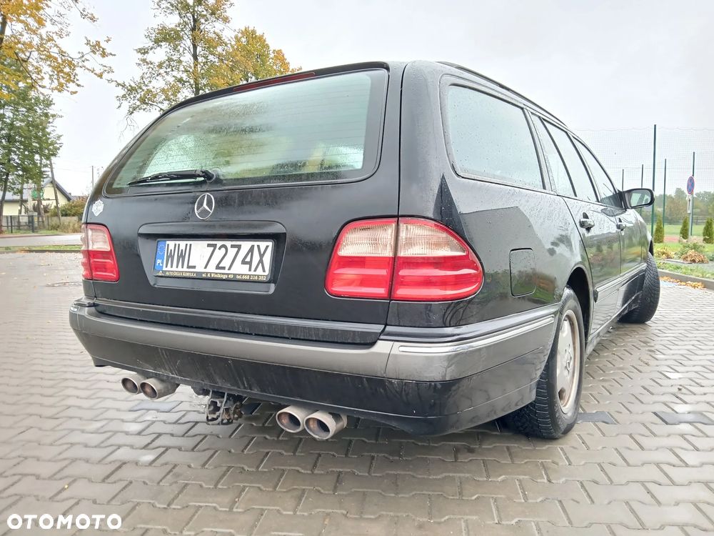 Mercedes-Benz Klasa E - 1